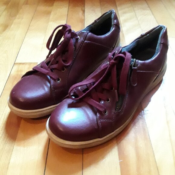 Riverland Zippered Sneakers - Picture 1 of 4